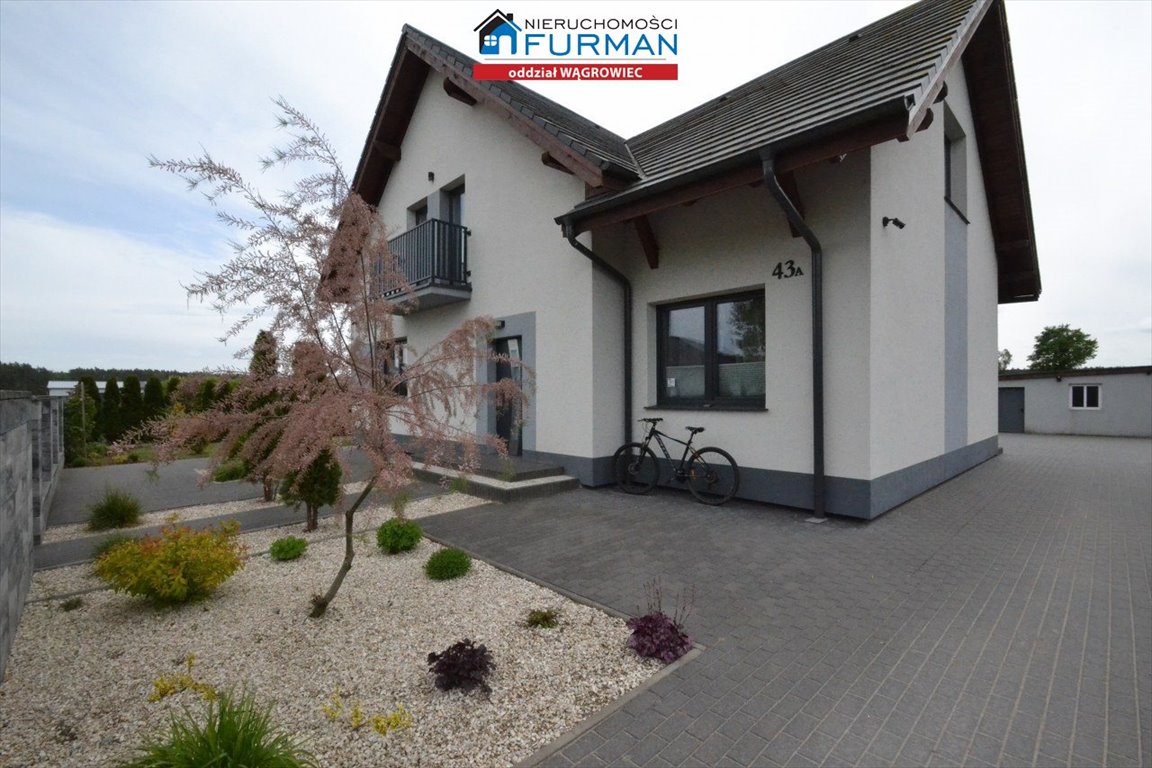 Atrakcyjny dom 6 pokoi z ogródkiem i monitoringiem Bartodzieje  256m2 Foto 1