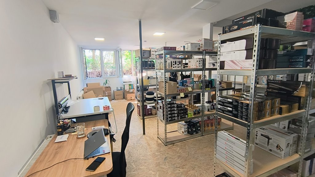 Polecam funkcjonalny lokal biurowy 60 m² z monitoringiem Rzeszów, Strażacka  60m2 Foto 1