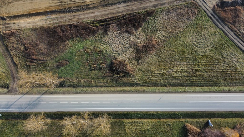 Działka inwestycyjna na sprzedaż Stobierna  2 300m2 Foto 1