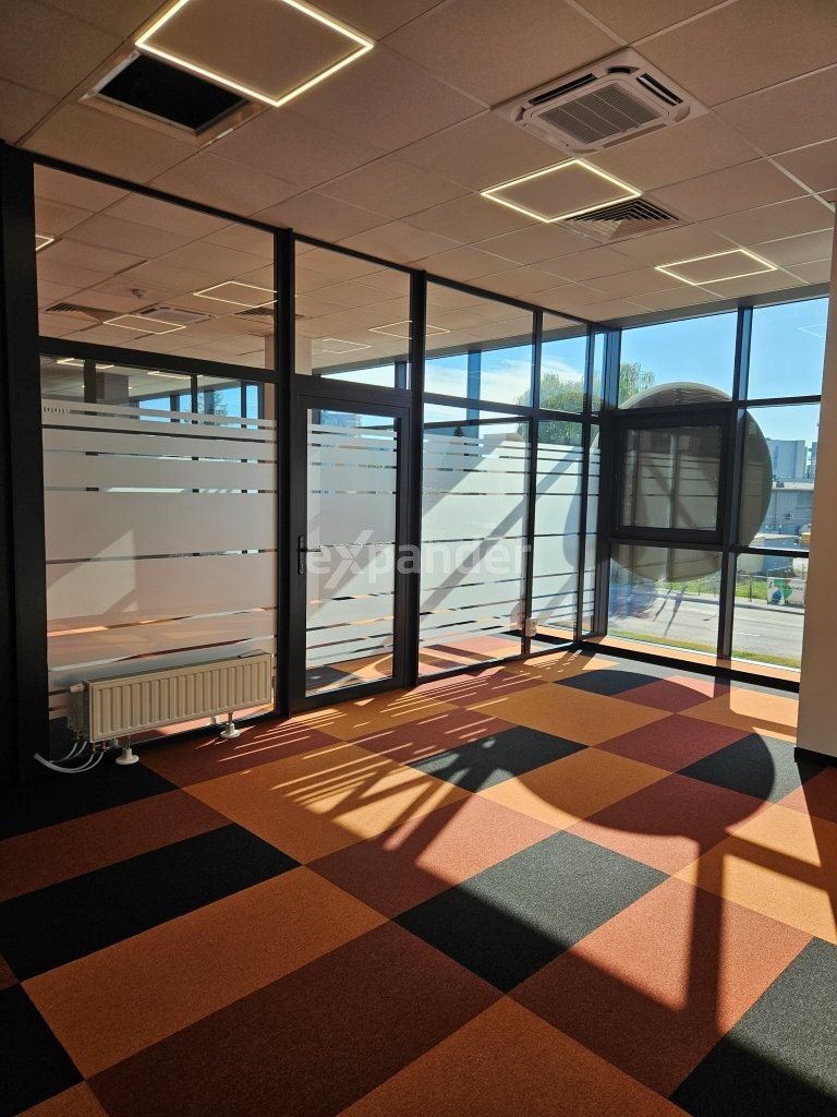 Nowoczesny lokal 60 m² z windą i parkingiem w Rzeszowie Rzeszów, Przemysłowa  60m2 Foto 1