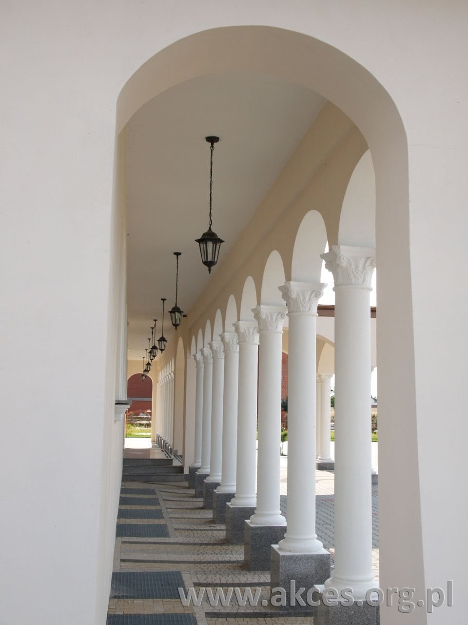 Lokal użytkowy na sprzedaż Lubomyśle  1 166m2 Foto 1