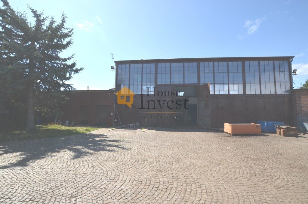 Zapraszam do wynajmu magazynu i biur 900 m² w Legnicy Legnica, Szwoleżerów  910m2 Foto 1