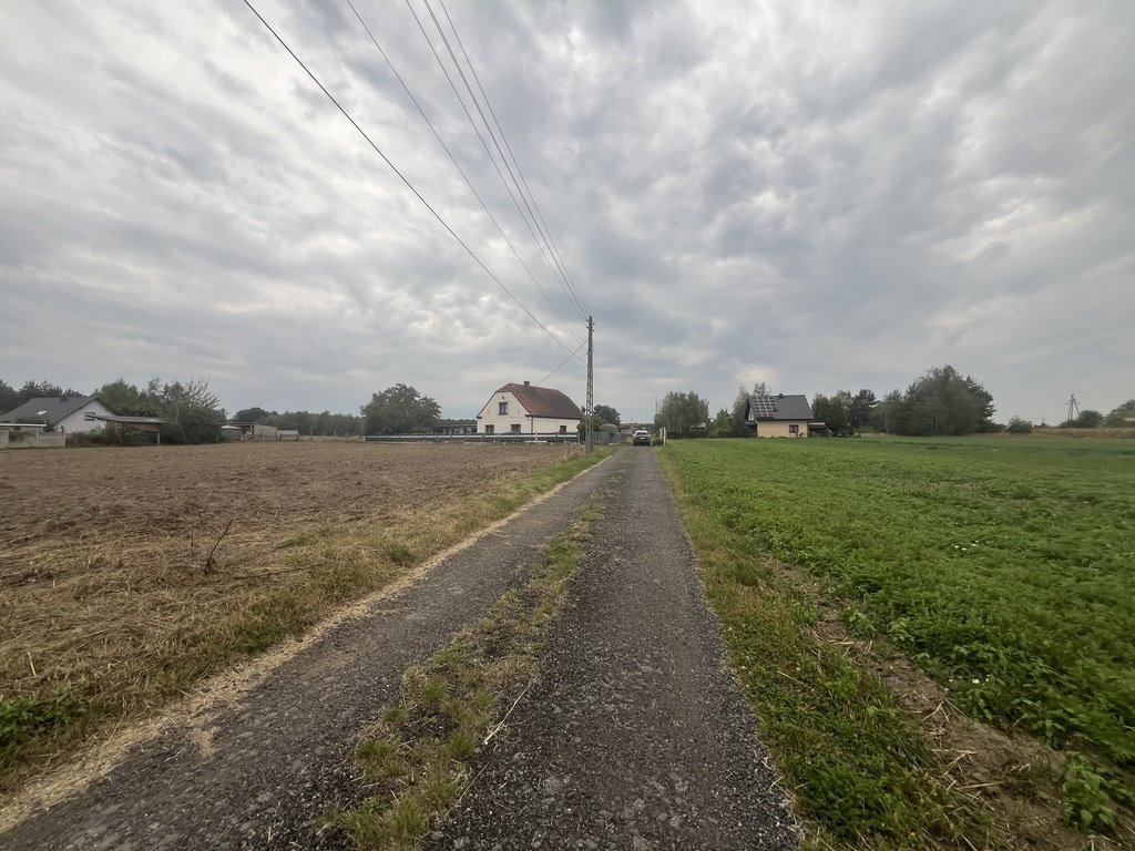 Działka w Ochodze z dostępem do mediów i dużą powierzchnią Ochodze, Opolska  1 062m2 Foto 1