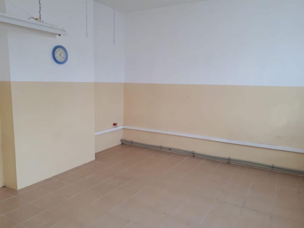 Lokal użytkowy na wynajem Piotrków Trybunalski, Romana Dmowskiego  70m2 Foto 3