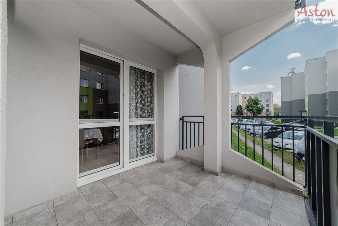 Mieszkanie dwupokojowe na sprzedaż Mysłowice, Wesoła  59m2 Foto 1