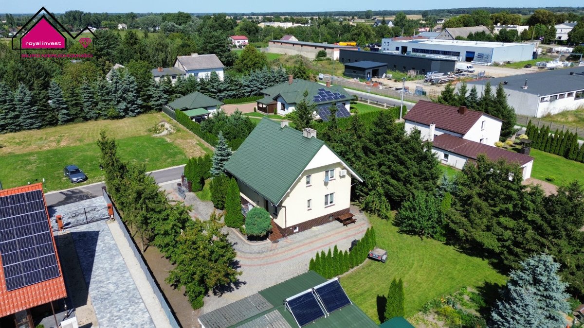 Solidny dom 150 m² z garażem, tarasem i solarnami - polecam! Wilczyn  150m2 Foto 1