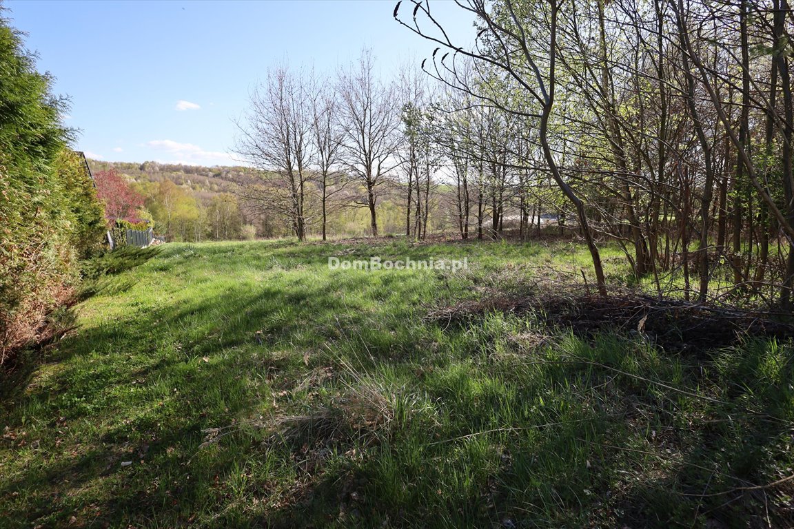 Widokowa działka 10 ar przy drodze asfaltowej w Bochni Bochnia  1 000m2 Foto 1