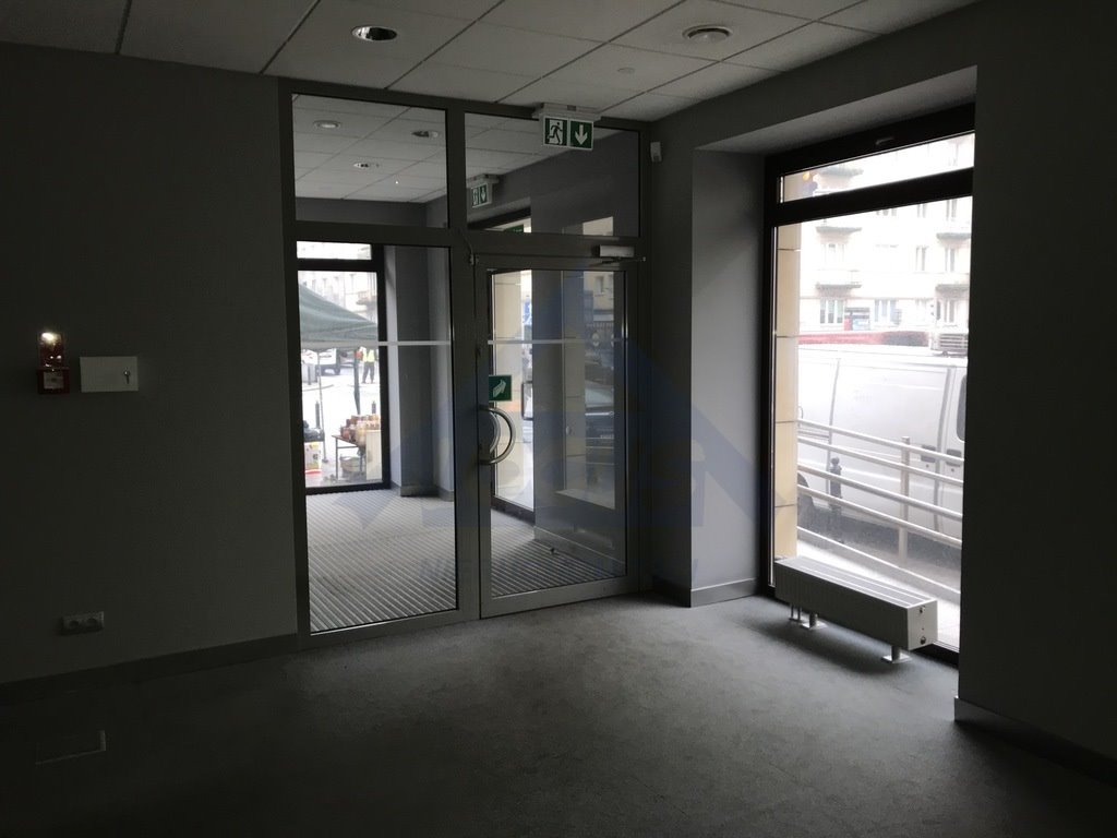 Lokal użytkowy 258 m2 z witrynami, dwupoziomowy, Śródmieście Warszawa, Śródmieście, Powiśle  258m2 Foto 1