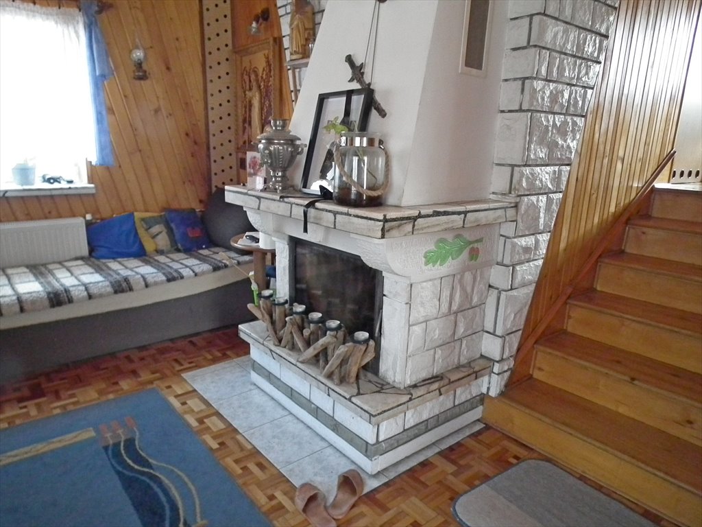Sprzedam dom wolnostojący z garażem i fotowoltaiką w Brennej Brenna  99m2 Foto 1