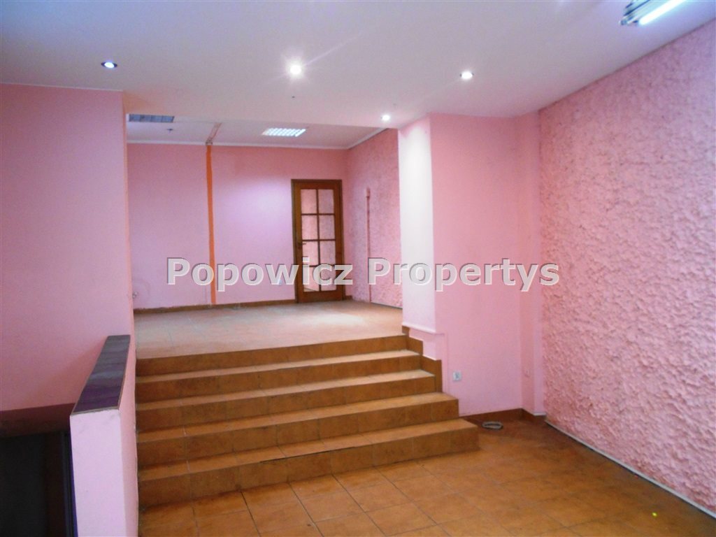 Lokal handlowo-usługowy 160 m2 z witrynami - centrum Przemyśla Przemyśl, Jagiellońska  160m2 Foto 1