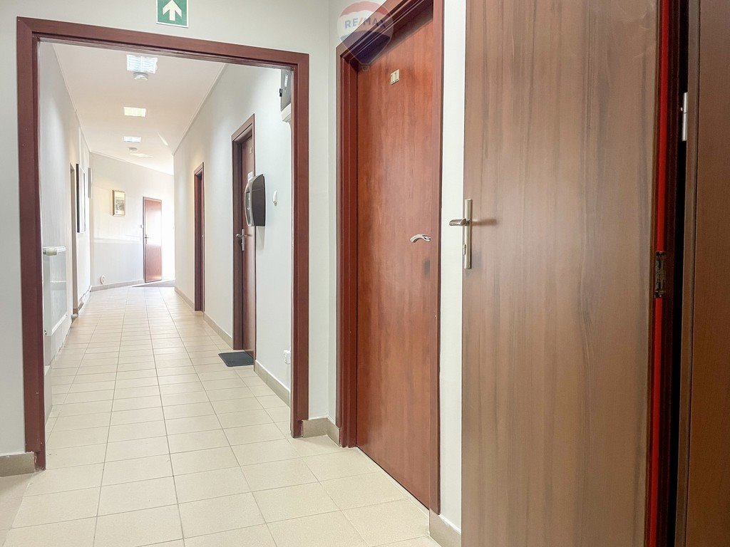 Lokal użytkowy na wynajem Grodzisk Mazowiecki, R. Traugutta  20m2 Foto 1