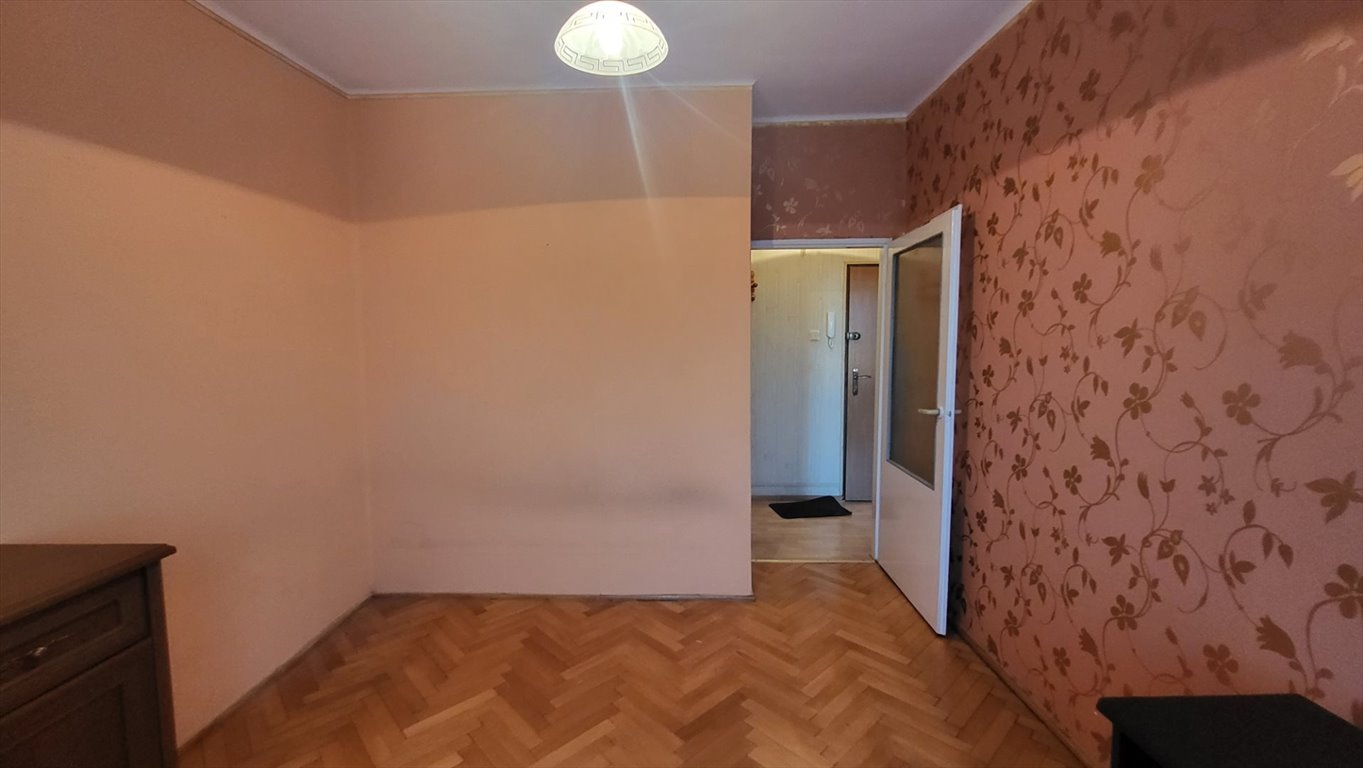 Mieszkanie na sprzedaż Zduńska Wola  48m2 Foto 3