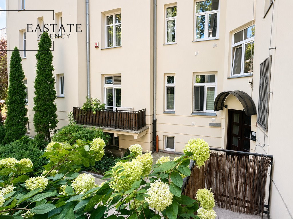 Dwupoziomowe 64 m² - ciche patio - blisko centrum Warszawa, Śródmieście, Aleja Niepodległości  64m2 Foto 1