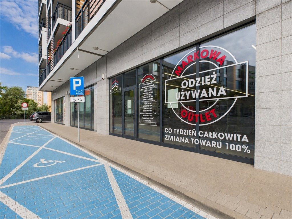 Na wynajem przestronny lokal 186 m² z witrynami i parkingiem: Gdańsk Piecki-Migowo: Franciszka Rakoczego