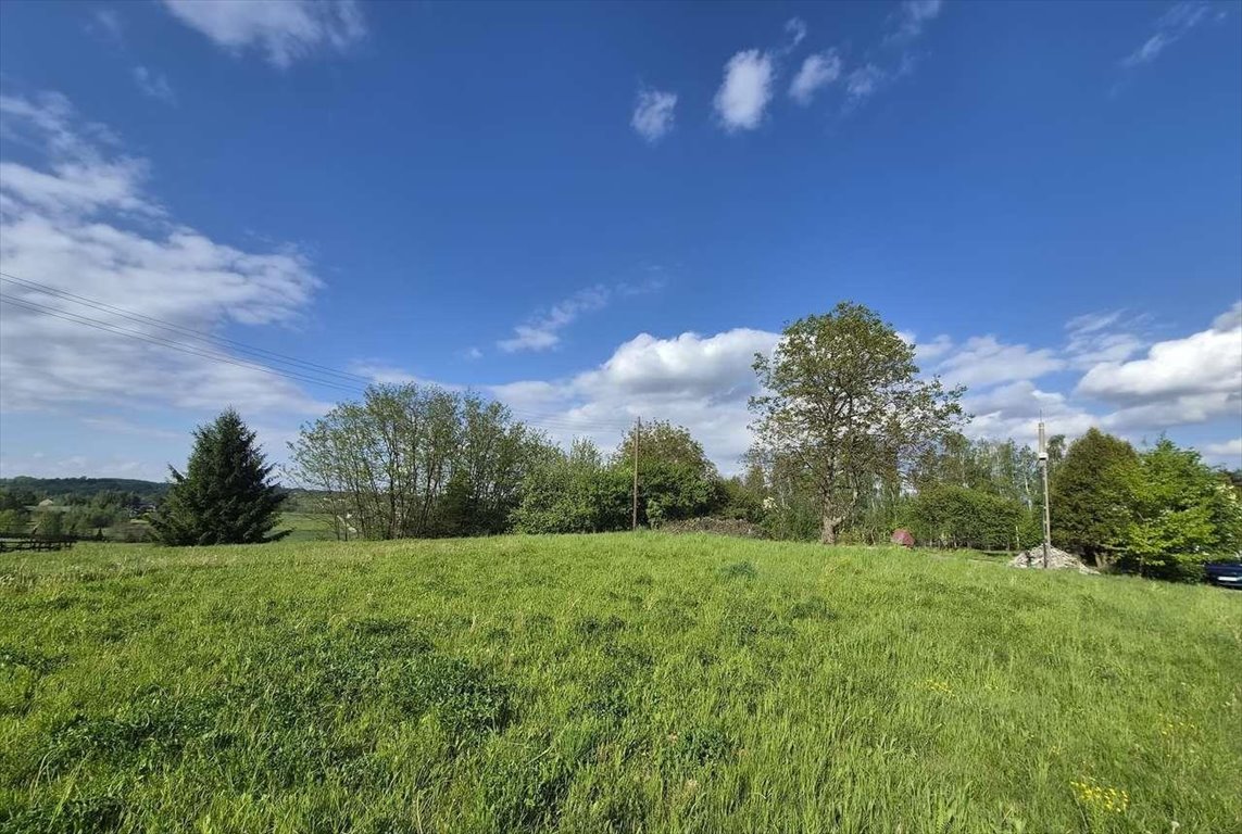 Na sprzedaż uzbrojona działka 1343 m² z widokiem w Dobczycach Dobczyce  1 343m2 Foto 1