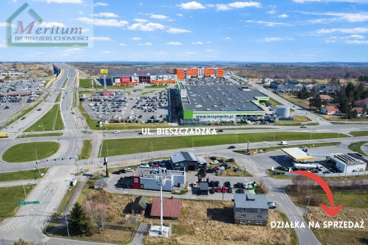 Zapraszam do obejrzenia działki 0,54 ha z mediami w Krosnie Krosno, Krosno  5 410m2 Foto 1