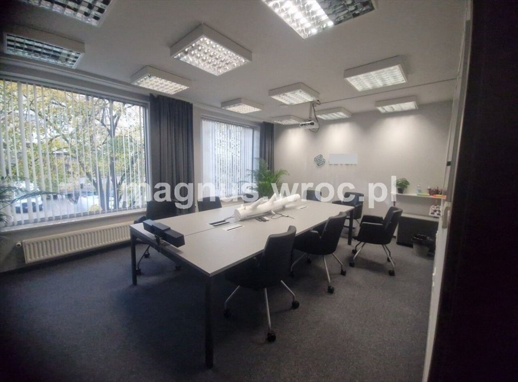 Przestronny lokal biurowy 258 m² z gabinetami i open space Wrocław, Stare Miasto  258m2 Foto 1