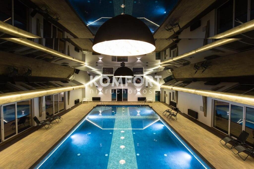 Lokal użytkowy na sprzedaż Pobierowo  3 319m2 Foto 1