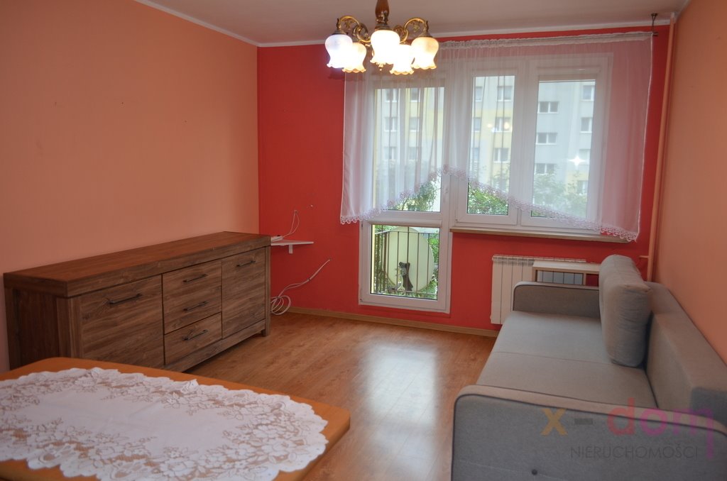 Mieszkanie trzypokojowe na sprzedaż Kielce  55m2 Foto 1