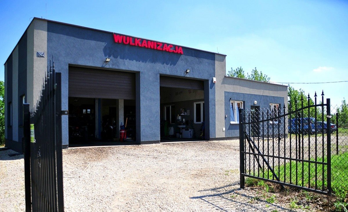 Lokal użytkowy na sprzedaż Będzin, Grodziec, Marcelego Nowotki 300m2 Foto 1 Lokal użytkowy na sprzedaż Będzin, Grodziec, Marcelego Nowotki 300m2 Foto 1