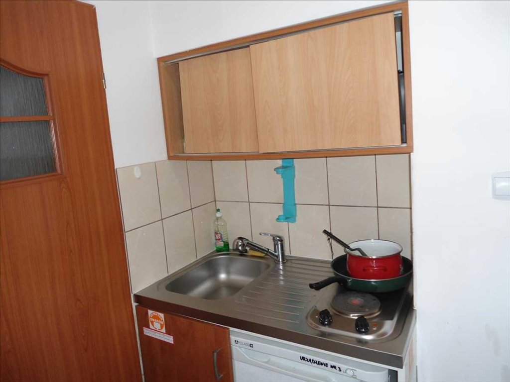Polecam lokal użytkowy 17,8 m² z witryną w centrum Chojnowa Chojnów  18m2 Foto 1