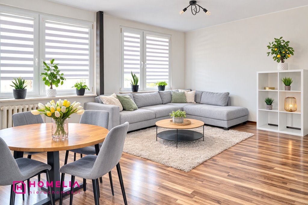 Przestronne 3-pokojowe mieszkanie z 2 piwnicami i po remoncie Kielce, Os. Na Stoku, os. Na Stoku  58m2 Foto 1