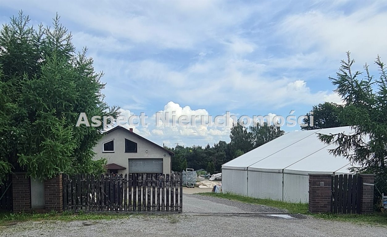 Magazyn na sprzedaż Wodzisław Śląski  1 000m2 Foto 1