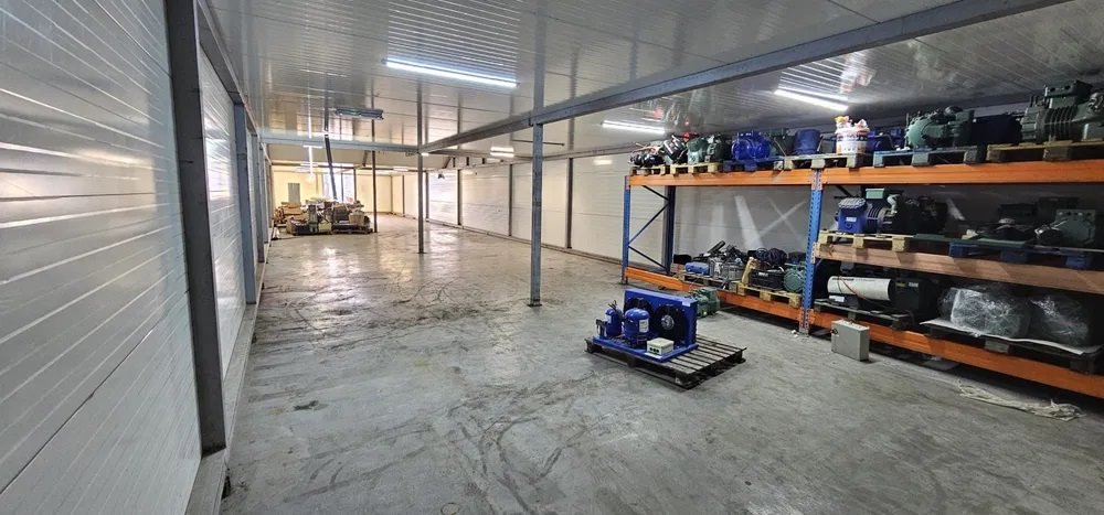 Hala magazynowa 363 m² z chłodnią w Starych Babicach - zapraszam Stare Babice  363m2 Foto 1