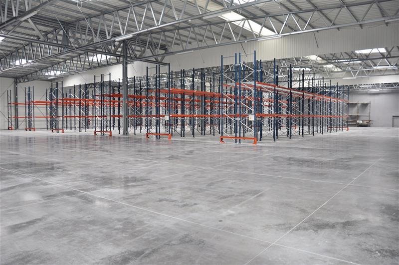 Hala magazynowa 1450 m² z dokami i placem w Gdyni Gdynia, Chylonia, Hutnicza  1 450m2 Foto 1