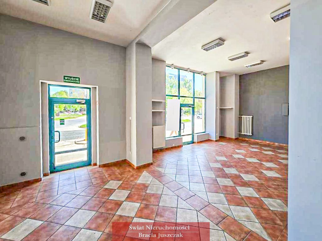 Zapraszam do wynajmu lokalu 136 m² z dużymi witrynami w Wrocławiu Wrocław  136m2 Foto 1