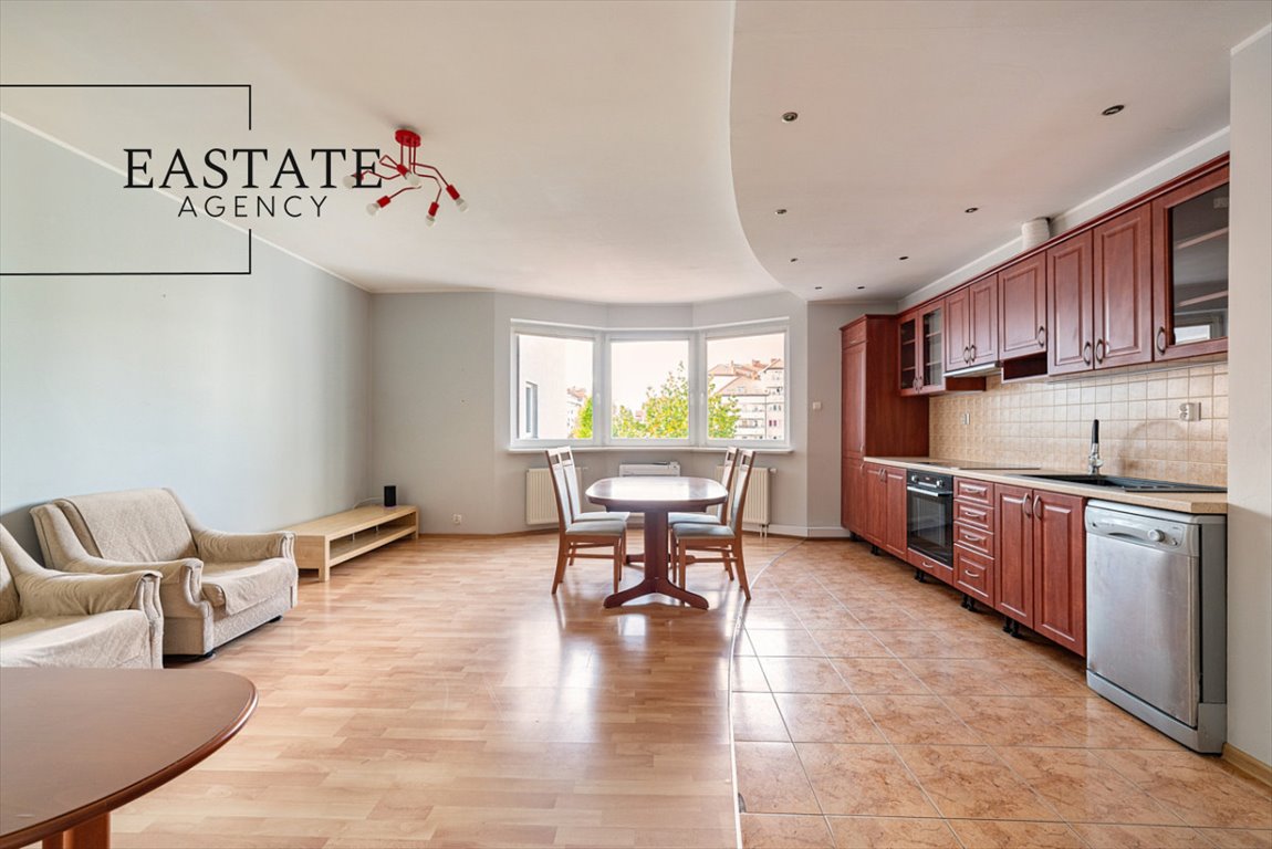 3-pokojowe mieszkanie 69 m² z dużym parkingiem w Ursus Warszawa, Ursus, Władysława Hermana  69m2 Foto 1