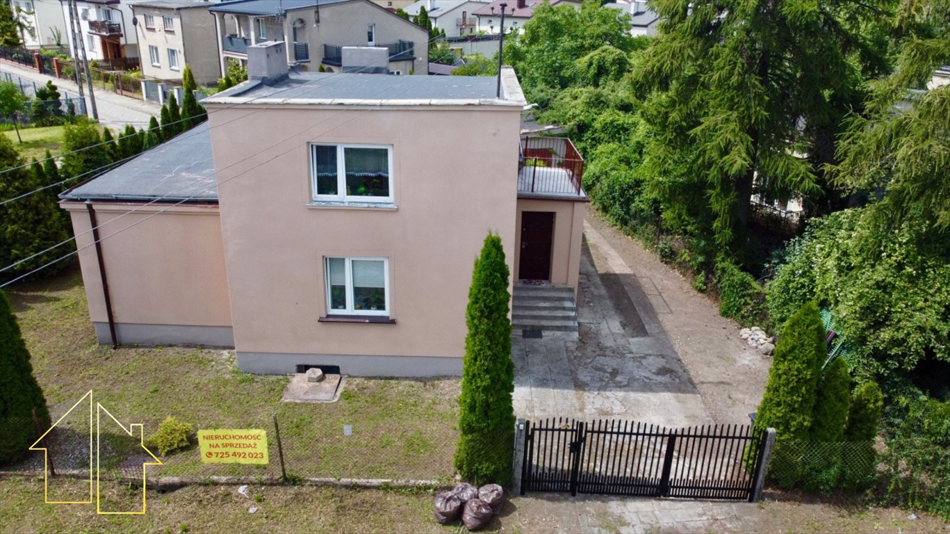 Zadbany dom 130 m² z garażami, balkonem i tarasem zapraszam Kutno, Kazimierza Pułaskiego 20  130m2 Foto 1