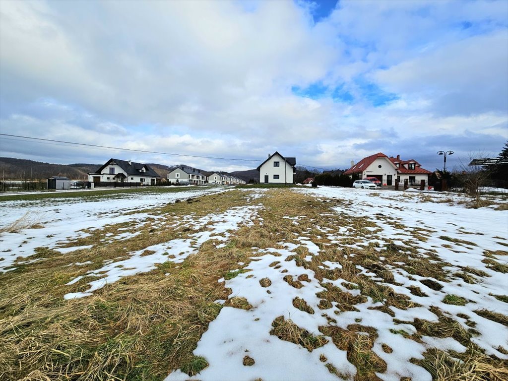 Działka budowlana 18,05 ara z dostępem do mediów i szybkim dojazdem Trepcza, Sanocka  18m2 Foto 1