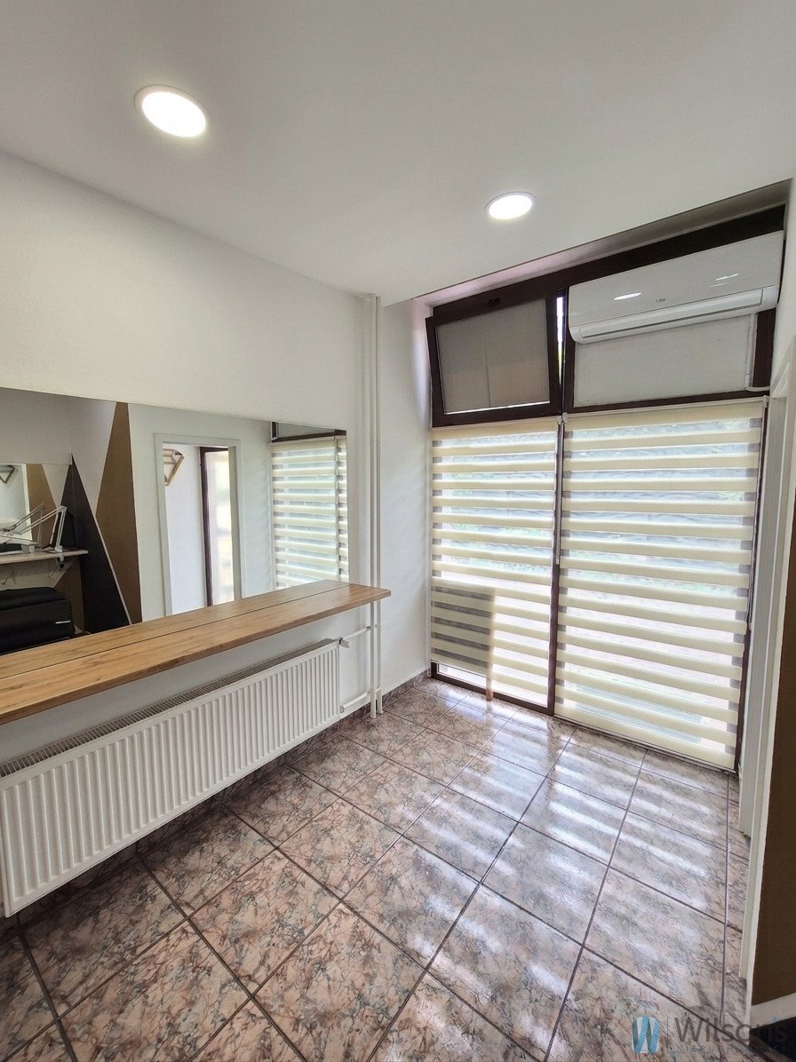Funkcjonalny lokal 60 m² z witrynami i dwoma wejściami Warszawa, Praga-Południe, Grenadierów  60m2 Foto 1