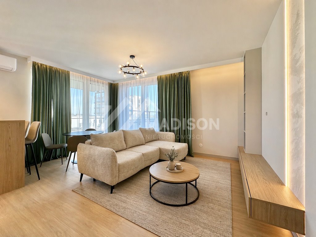 Na sprzedaż nowoczesny apartament 54 m² z tarasem w Warszawie Warszawa, Włochy, Aleja Krakowska  54m2 Foto 1