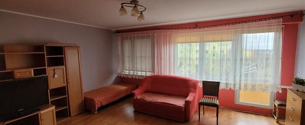 Mieszkanie trzypokojowe na sprzedaż Trzemeszno, Piastowska  58m2 Foto 1