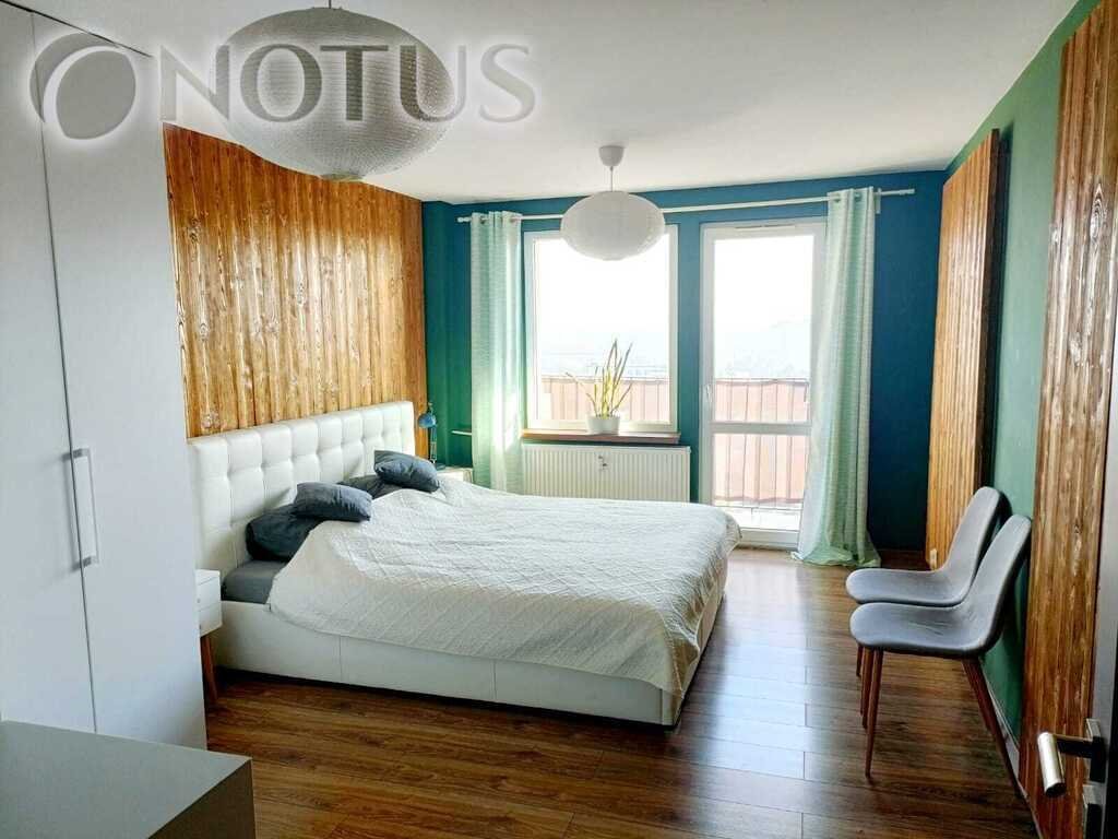 Mieszkanie trzypokojowe na wynajem Rybnik, Dąbrówki  75m2 Foto 1