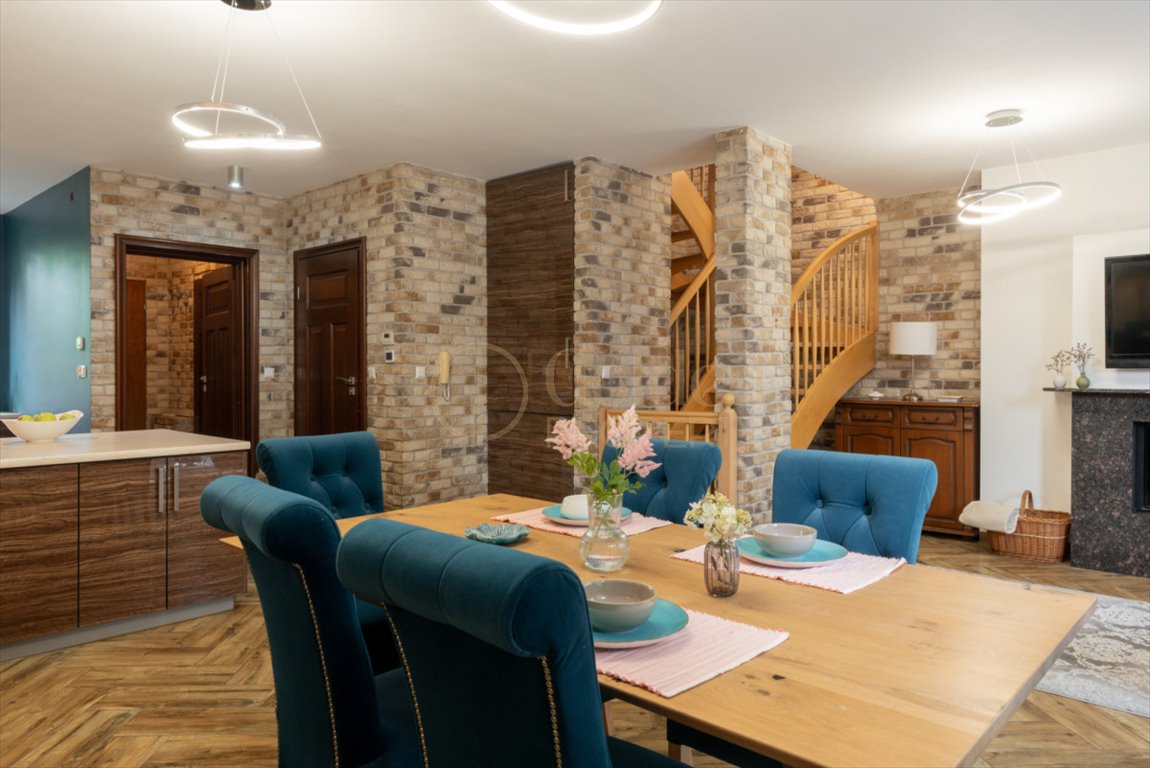 Przestronny dom 180 m² z kominkiem, garażem i tarasem Rumia, Rajska  180m2 Foto 1