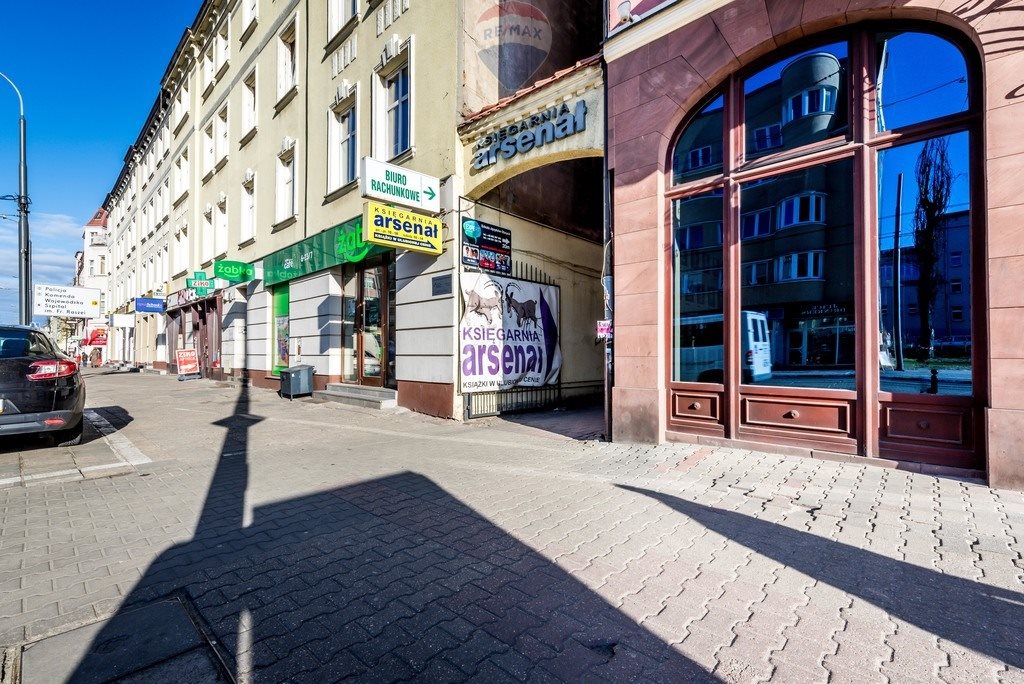Lokal użytkowy na sprzedaż Poznań, Jeżyce, Jana Henryka Dąbrowskiego 494m2 Foto 1 Lokal użytkowy na sprzedaż Poznań, Jeżyce, Jana Henryka Dąbrowskiego 494m2 Foto 1