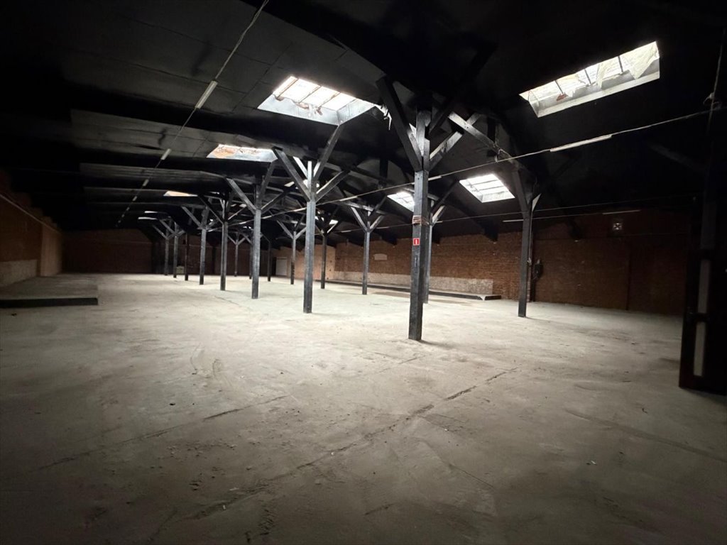 Hala magazynowa z biurami 1090 m², parking, alarm Lębork  1 090m2 Foto 1