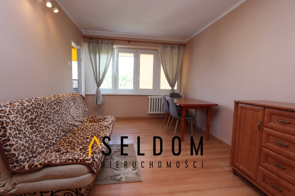 Na sprzedaż 42 m² mieszkanie 2 pok. w Koninie z piwnicą Konin, 11 Listopada  42m2 Foto 1