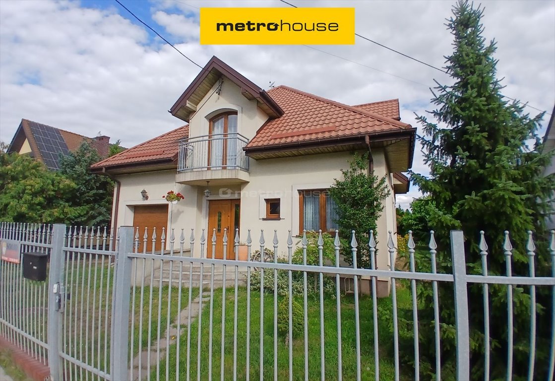 Przestronny dom 170 m² z basenem i garażem w Łomiankach Łomianki, Ogrodowa  170m2 Foto 1