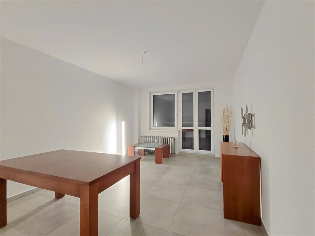 Mieszkanie trzypokojowe na sprzedaż Zabrze  59m2 Foto 1