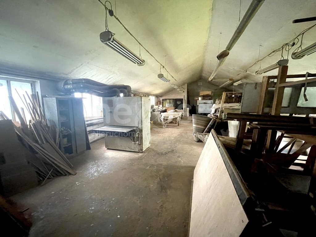 Magazyn z biurami - rozbudowa i potencjał w Zawidowicach Zawidowice  837m2 Foto 1