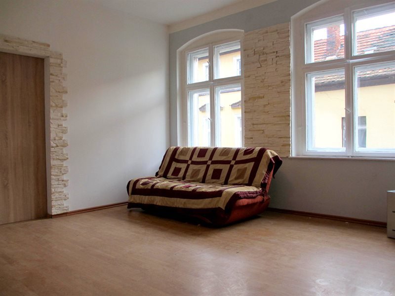 Mieszkanie dwupokojowe na wynajem Rawicz, 17 Stycznia 1  44m2 Foto 1
