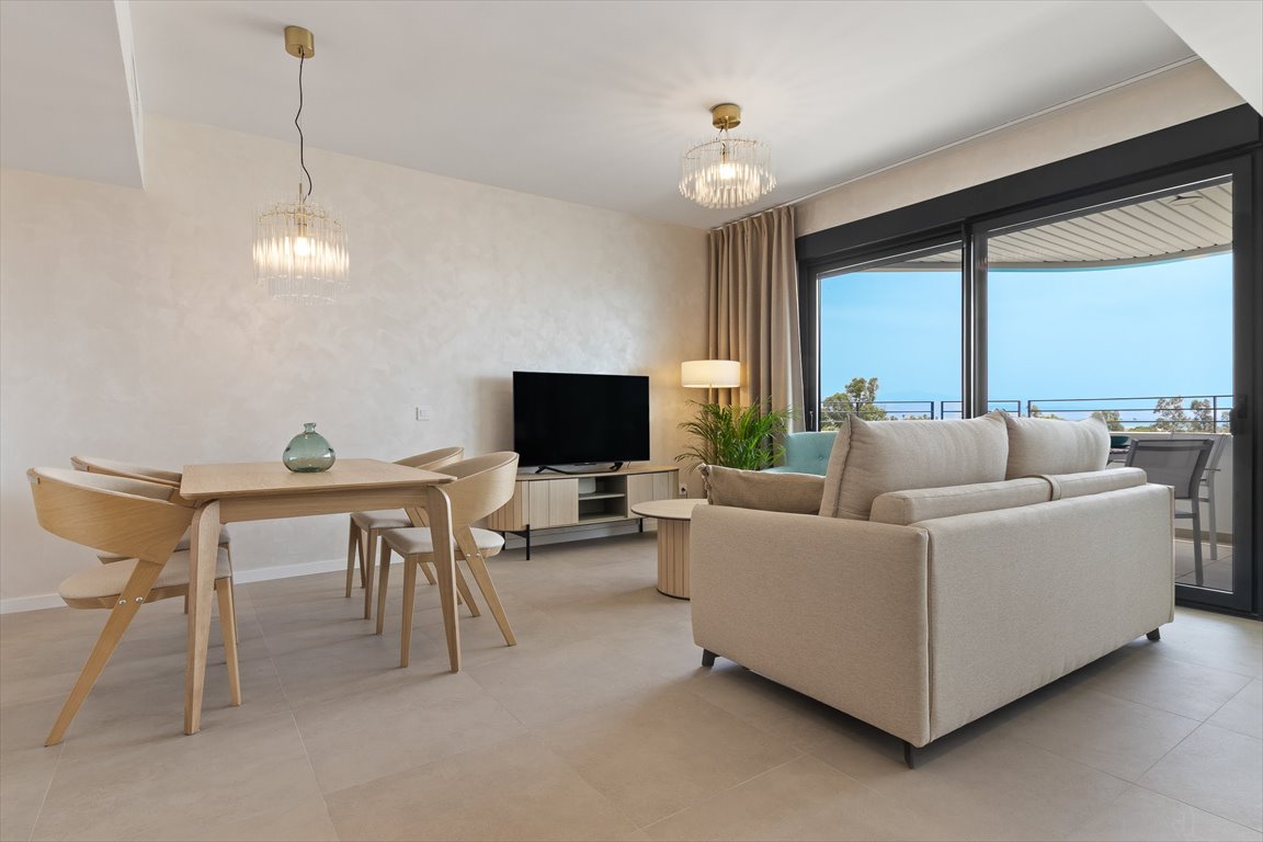 Nowoczesny apartament z panoramicznym widokiem na morze Hiszpania, Torremolinos, Torremolinos, Avenida mar de alboran 9  76m2 Foto 1