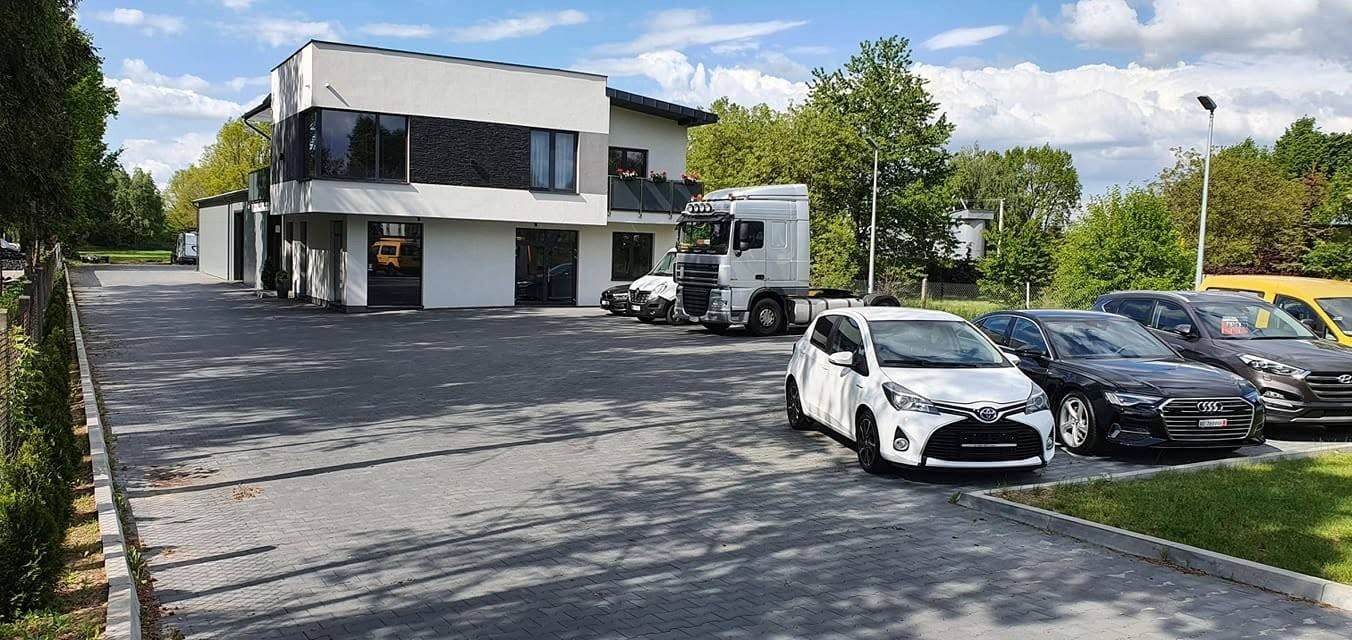 Nowoczesny obiekt komercyjny - hala biura plac 580 m² Nowe Iganie, Siedlecka 101  580m2 Foto 1
