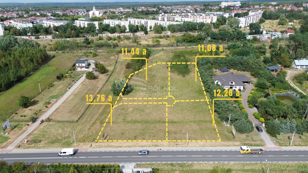 Działka budowlana na sprzedaż Staszów, Kolejowa  1 100m2 Foto 1