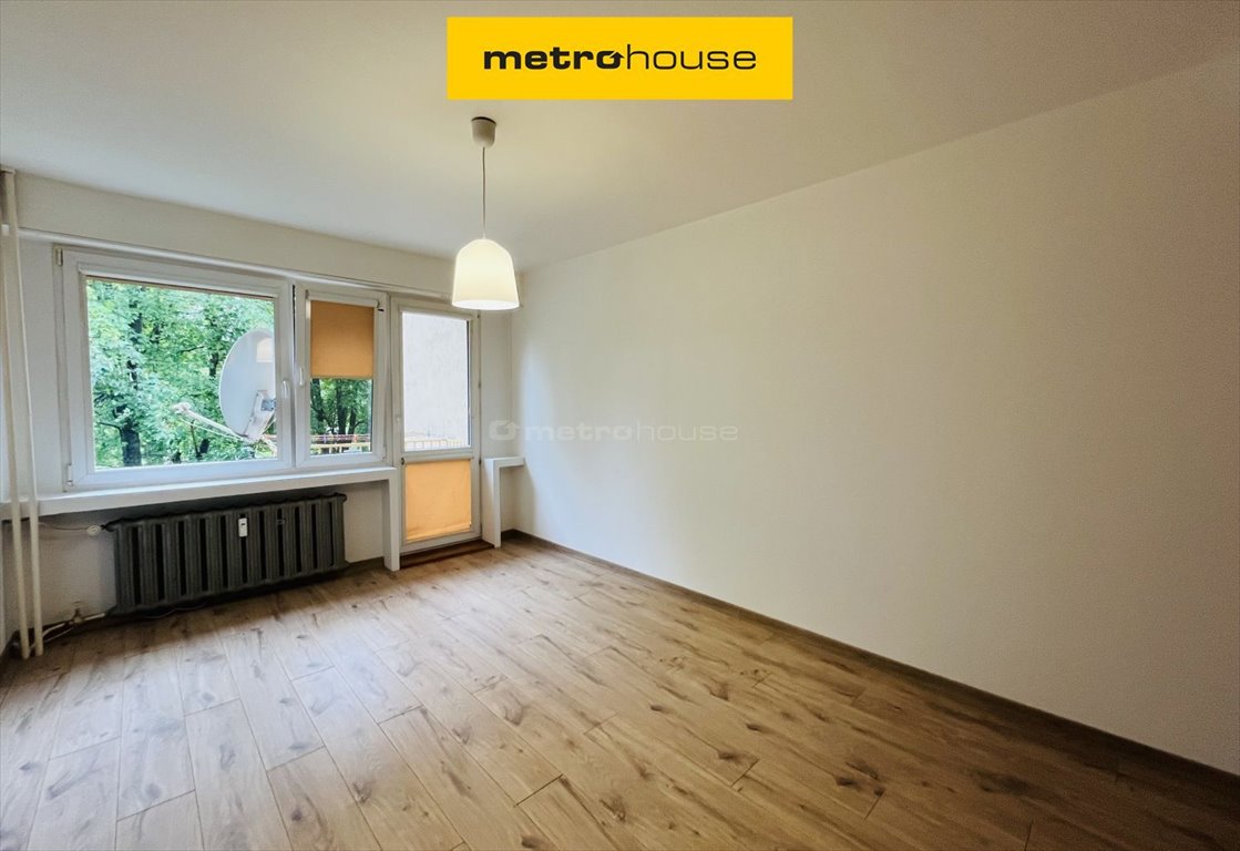 Mieszkanie trzypokojowe na sprzedaż Krosno  48m2 Foto 1