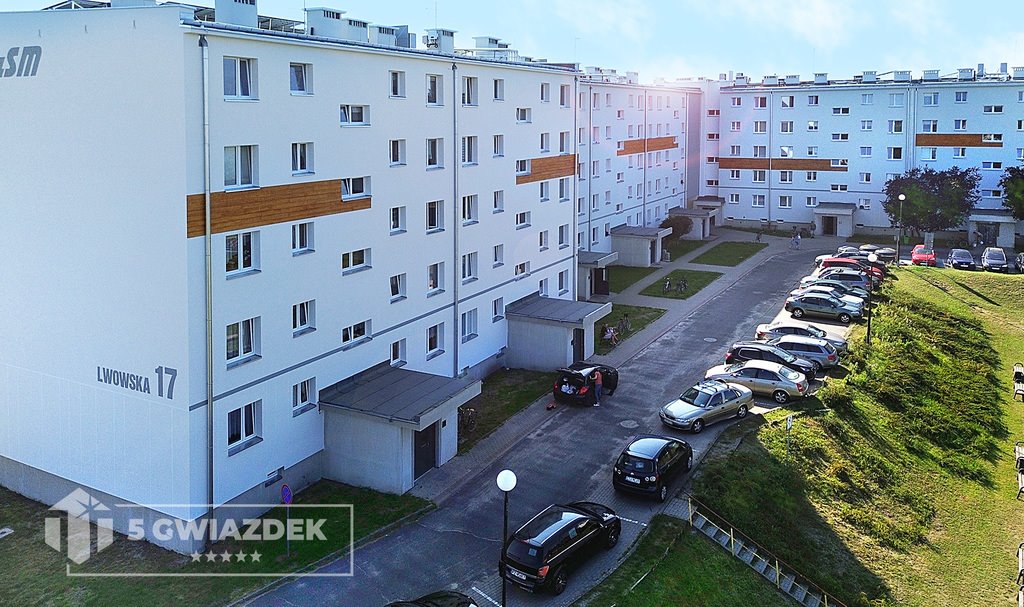 Mieszkanie trzypokojowe na sprzedaż Szczecinek, Lwowska  62m2 Foto 1